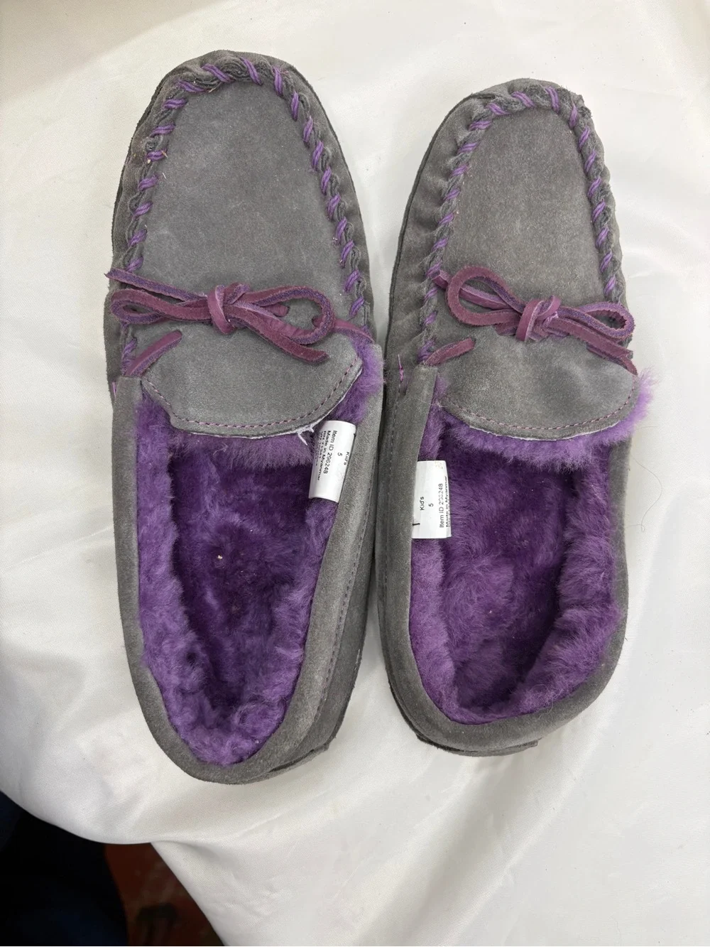L.L.Bean Kids Size 5 Moccasin Slippers Gray Purple Suede Shearling Lined Cozy